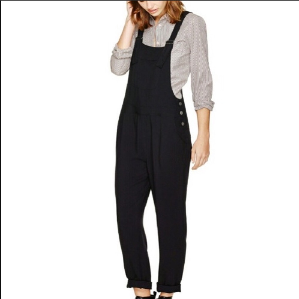 Aritzia Talula black overalls. Flowy and very cute